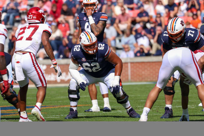 Kam Stutts vs Arkansas